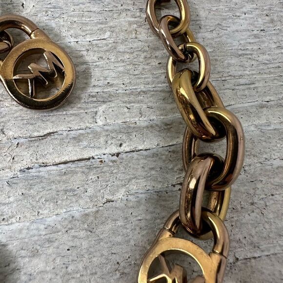 Michael Kors Padlock MK ChainLink Toggle Closure Bracelet - Picture 5 of 6